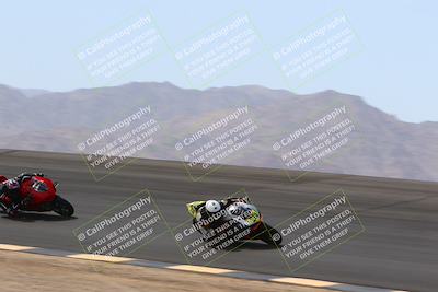 media/Apr-10-2022-SoCal Trackdays (Sun) [[f104b12566]]/Bowl (11am)/